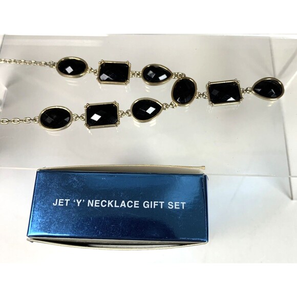 Vintage Jet "Y" Necklace & Earrings Gift Set 2008 Original Box - Picture 4 of 5